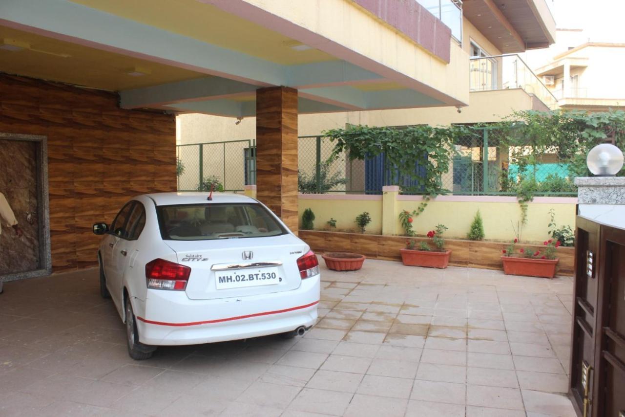 Villa 99 4Bhk Lonavala Kültér fotó